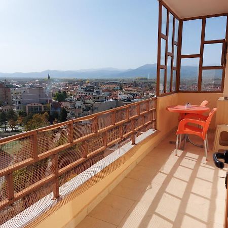 Geni Apartment Korça Kültér fotó