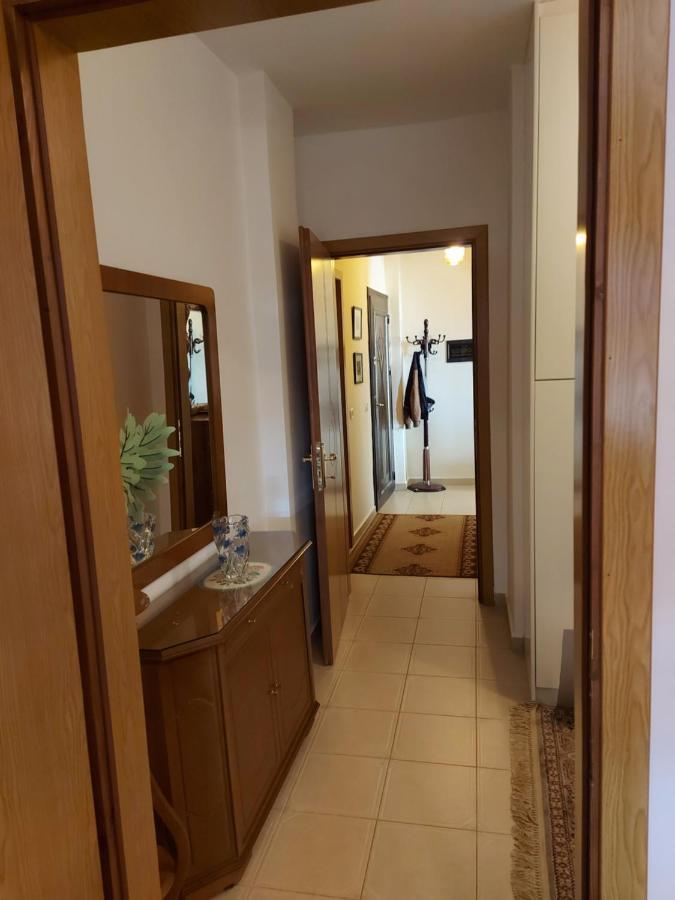 Geni Apartment Korça Kültér fotó